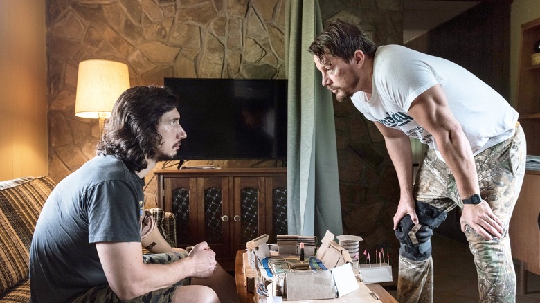 Jimmy and Clyde Logan chatting about a possible scheme in Logan Lucky (2017)