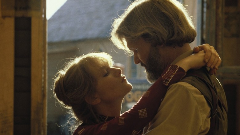 James Averill embraces Ellen Watson in 'Heaven's Gate' (1980)