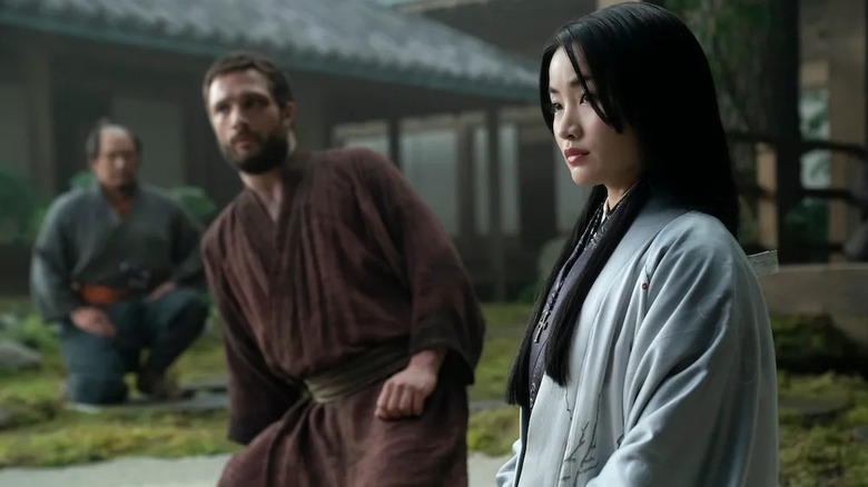 John and Lady Mariko in the great hall on Shogun