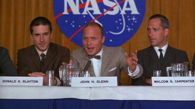 John Glenn and other mercury astronauts in press conference in The Right Stuff (1983)