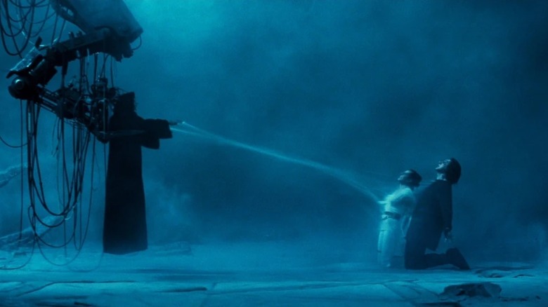 Darth Sidious using Force Drain on Ben and Rey in "The Rise of Skywalker"