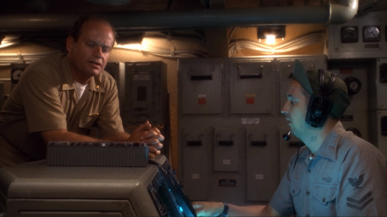 Thomas and Sonar discuss operations in Down Periscope (1996)