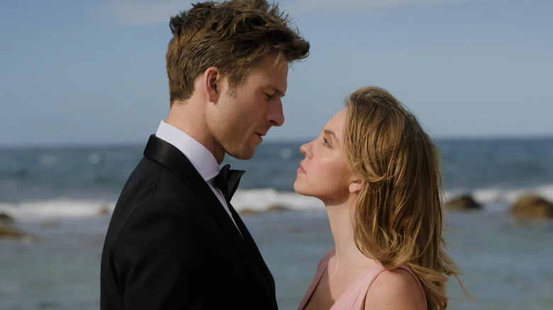 Ben and Bea looking at each other in Anyone But You