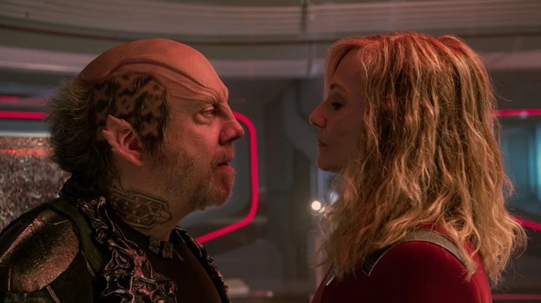 Nuis Braka confronting Nahla Ake in Star Trek: Starfleet Academy (2026)