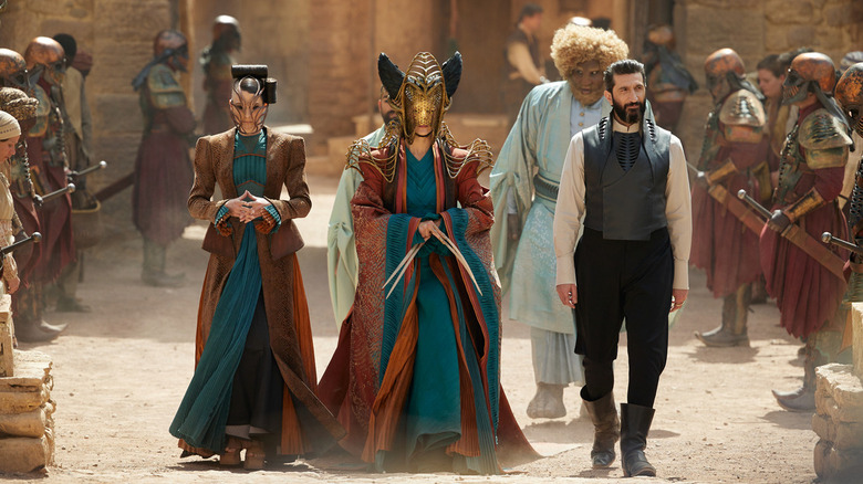 A procession through the streets in "The Wheel of Time" (2021-2025)