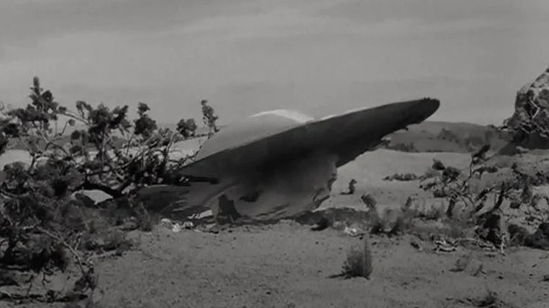 A crashed spaceship on The Twilight Zone