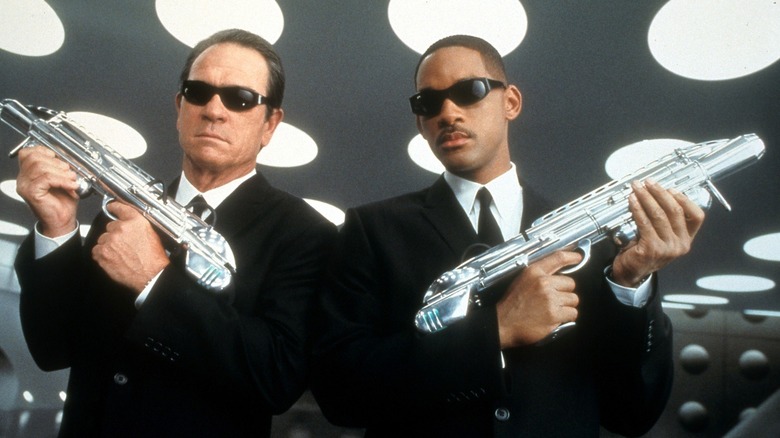 Agent K and J ready for battle in Men in Black II (2002)