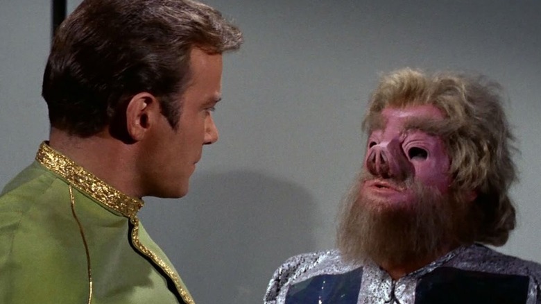 Kirk confronts a Tellarite in Star Trek
