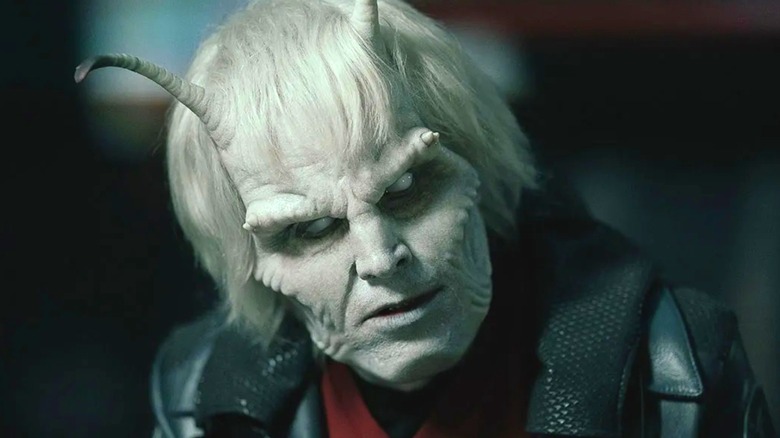 Hemmer on the bridge in Star Trek: Strange New Worlds