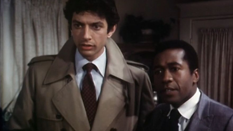 Lionel and E.L. stand side by side in Tenspeed and Brown Shoe (1980)