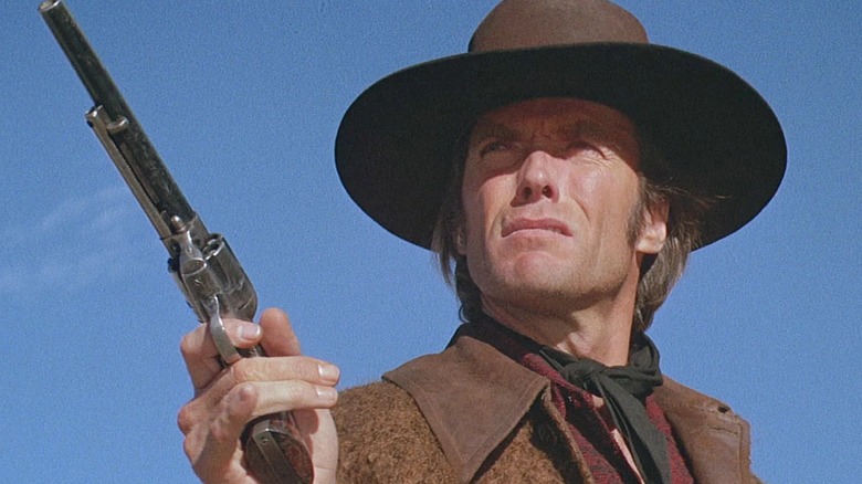 Joe Kidd looking up at his adversary in Joe Kidd (1972)