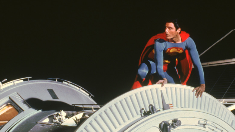 Superman take care of Earth's nuclear weapons in Superman IV: The Quest for Peace (1987)