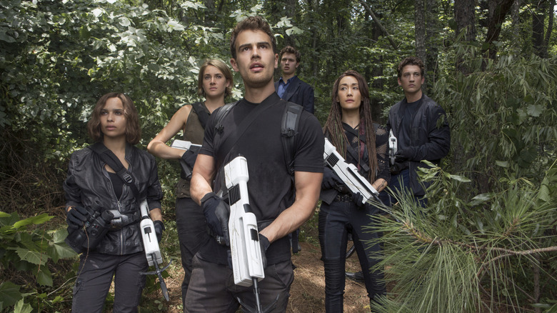 The main crew of "The Divergent Series: Allegiant" (2016)