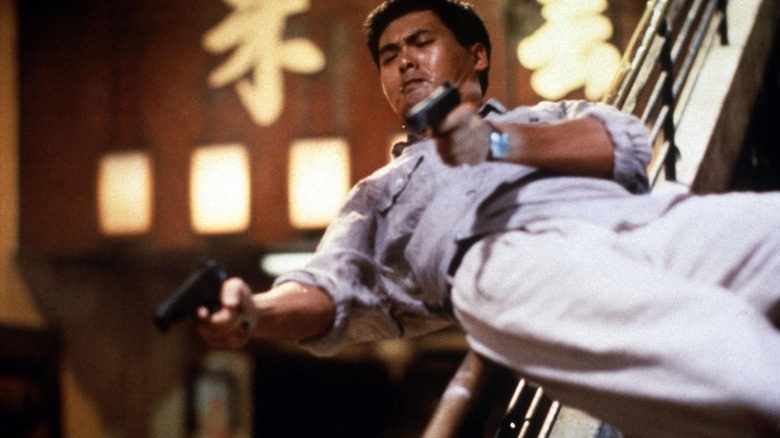  Chow Yun-fat té dues pistoles