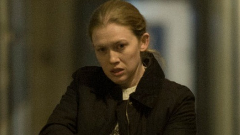 Sarah Linden running