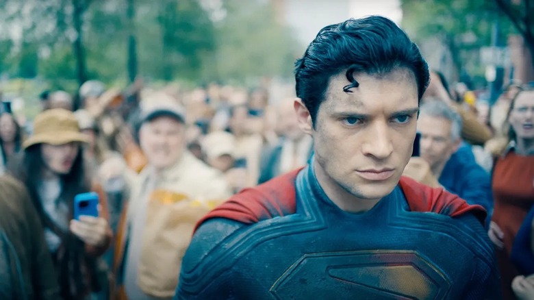 Superman getting harassed by Metropolis citizens in Superman (2025)