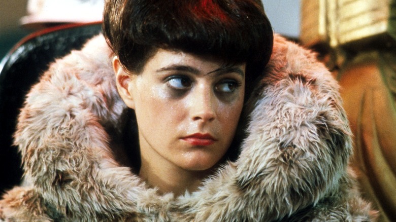 Rachael looking to the side in Blade Runner (1982)