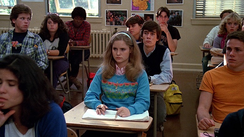 Stacy sitting in class in "Fast Times at Ridgemont High" (1982)