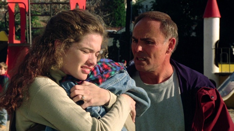 John Saxon helps Heather Langenkamp in New Nightmare