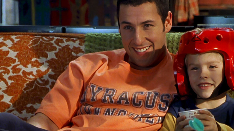 Sonny Koufax watches TV with Julian in Big Daddy (1999)