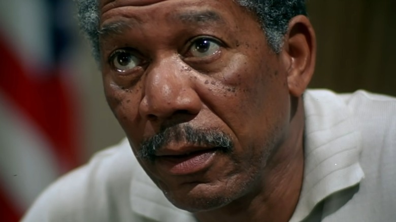 President Morgan Freeman listens in Deep Impact