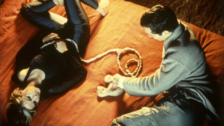 Ted Pikul hooks Allegra Geller up to a videogame in "eXistenZ" (1999)