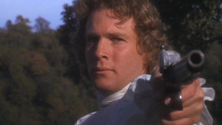Barry Lyndon pointing gun