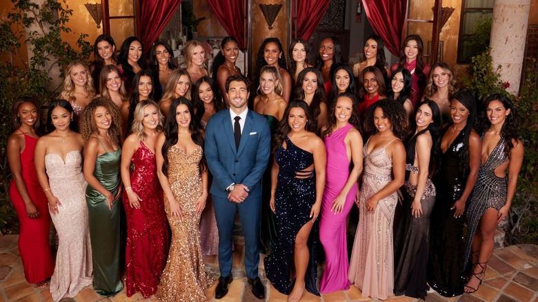 Joey Graziadei poses with his bachelorettes.