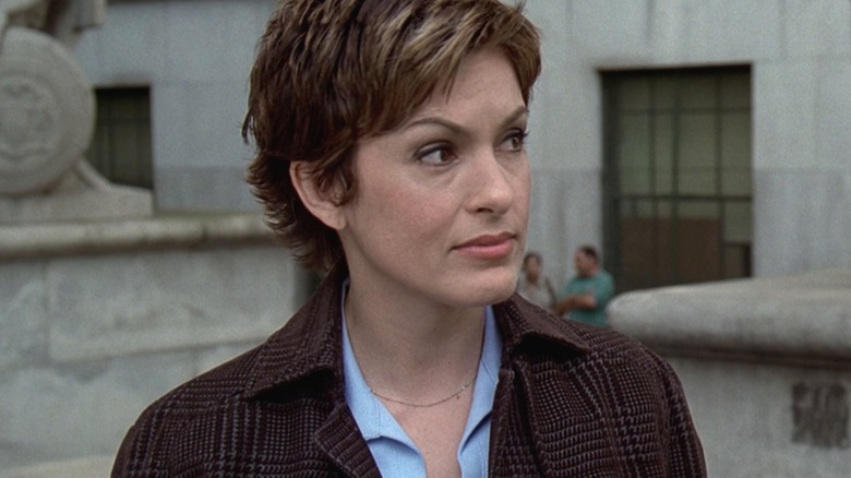 Olivia Benson outside