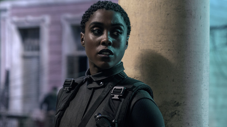 Nomi taking cover on mission