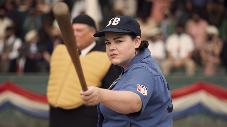 Jo points a baseball bat