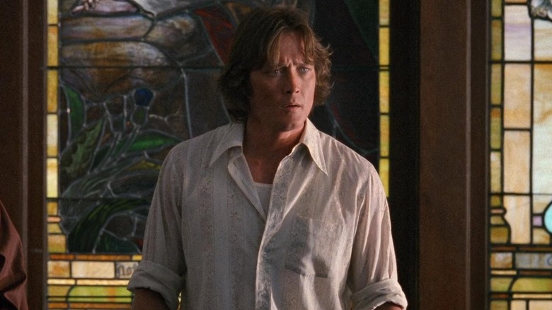 Mike Rogers speaking to church congregation in Fire in the Sky