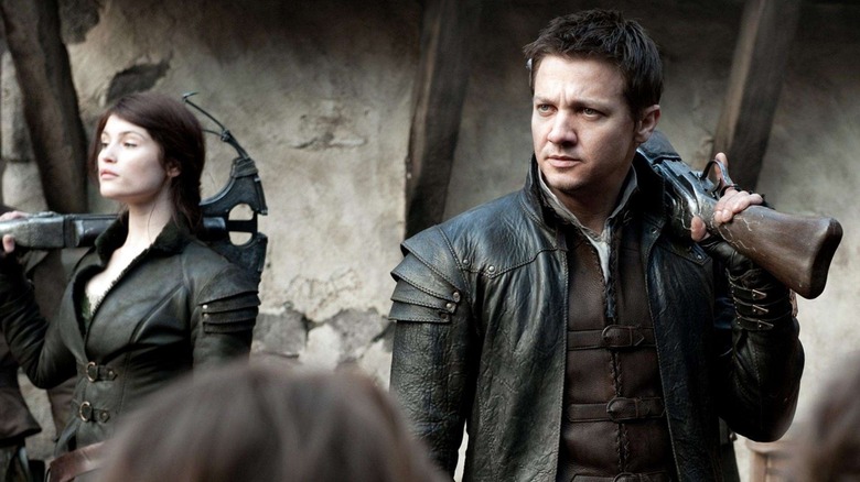 Gemma Arterton and Jeremy Renner in Hansel and Gretel: Witch Hunters (2013)