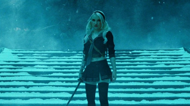 Babydoll on snowy steps with a sword in Sucker Punch (2011)