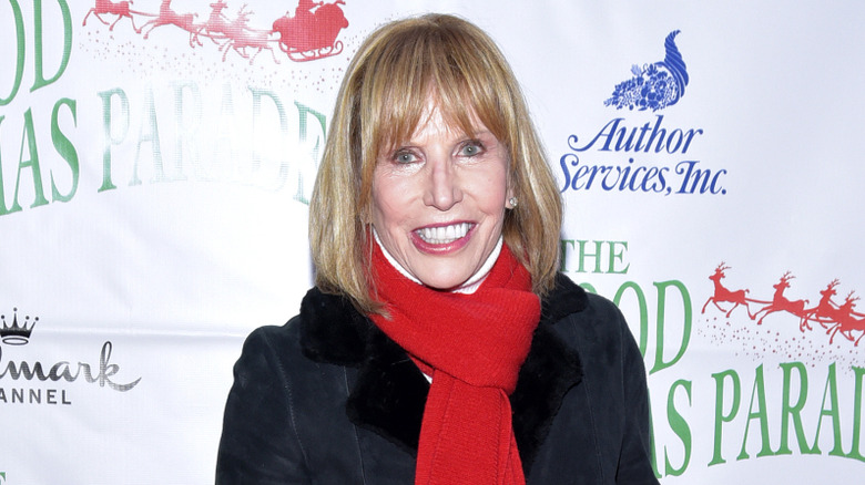 Leslie Charleson attends the Hollywood Christmas Parade in 2019