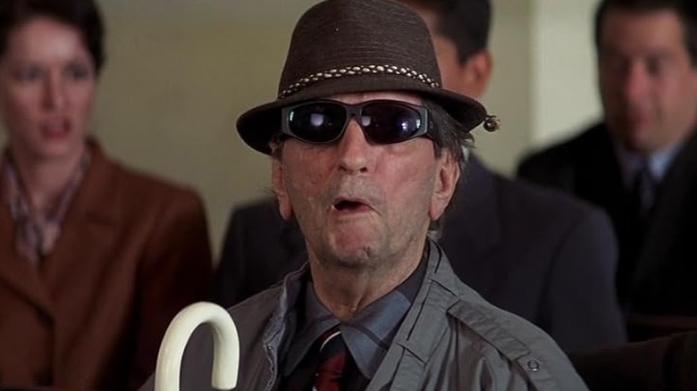 A blind man in a courtroom in "Anger Management" (2003)