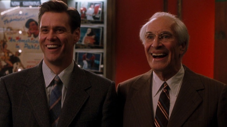 Martin Landau in a suit with Jim Carrey