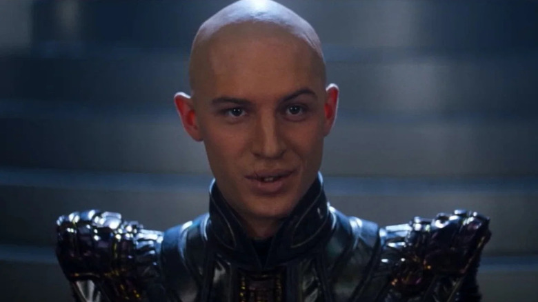 Shinzon looks at Picard