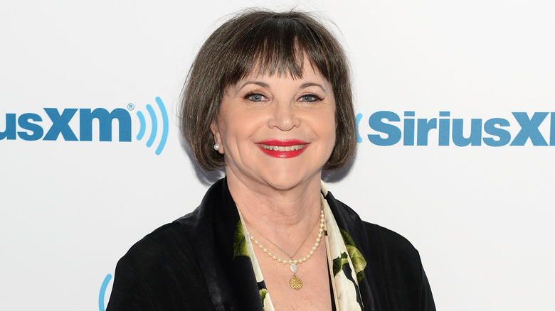 Cindy Williams wearing pink lipstick