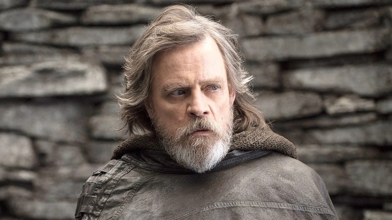 Luke Skywalker looks left
