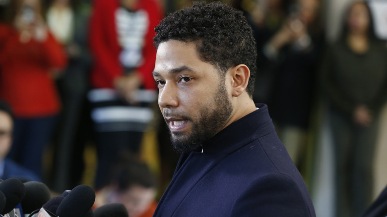 Jussie Smollett speaking with the media after court appearance (2019)