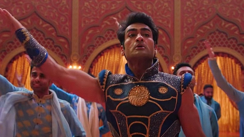Kingo in Bollywood dance sequence