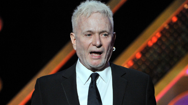Anthony Geary accepting an Emmy in 2015