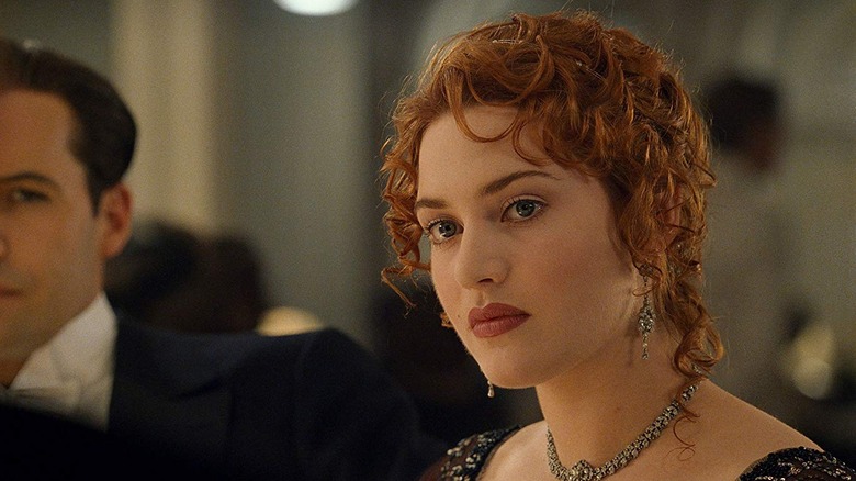 Rose looking bemused in Titanic (1997)