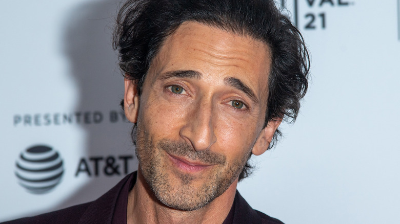 Adrien Brody posing