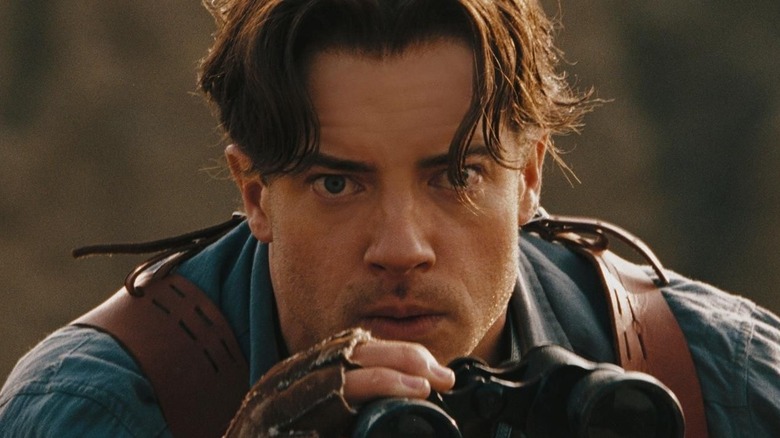 Brendan Fraser Rich O'Connell binoculars