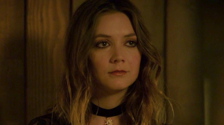 Billie Lourd with a choker