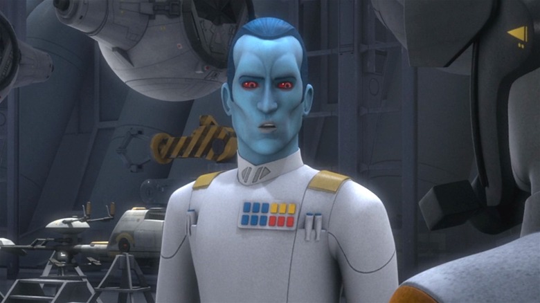 Thrawn speaking at a factory 