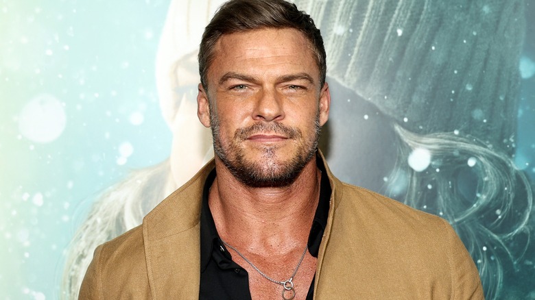Alan Ritchson smiling
