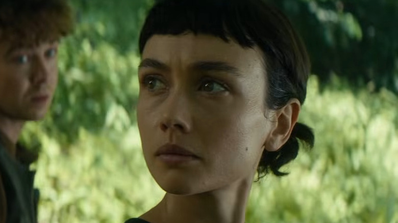Wendy looking serious in Alien: Earth